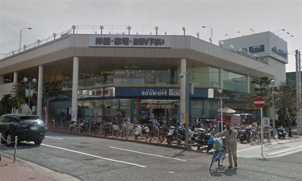 LAVA松竹大船店の全景